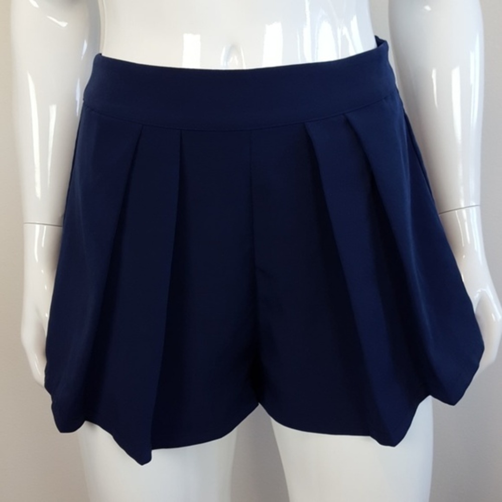 NEW F21 Blue High Waist Pleated Shorts